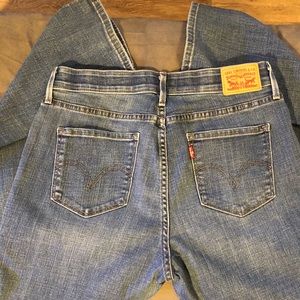 Levi 525 size 12